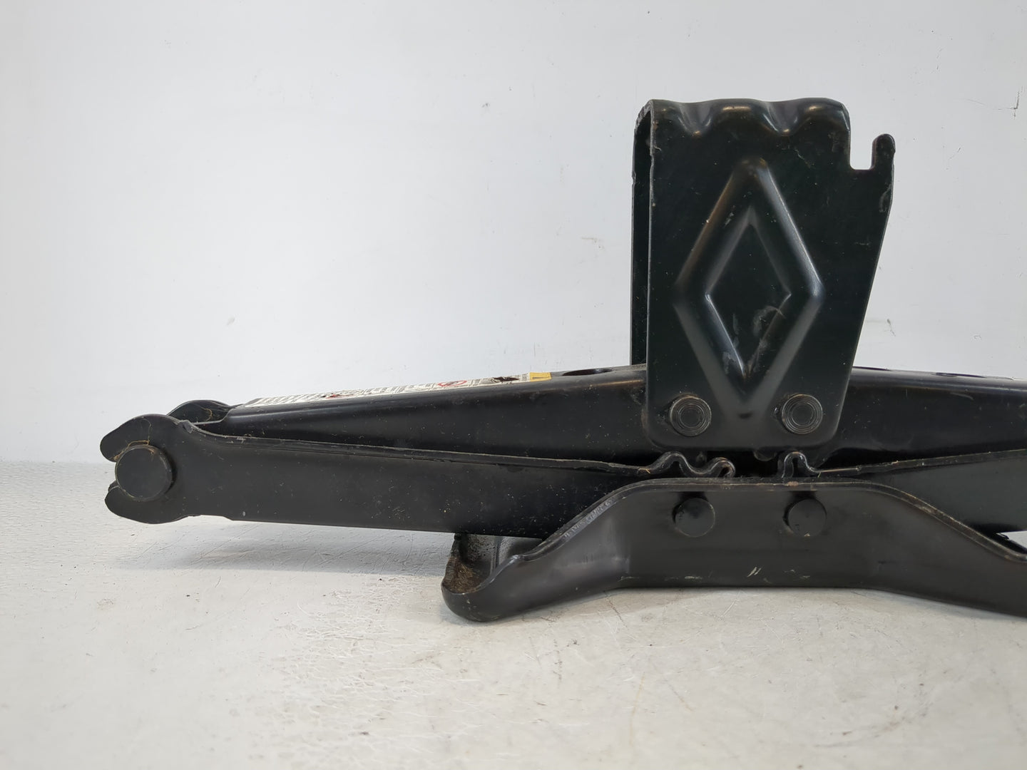 2010 Gmc Acadia Spare Scissor Car Jack - Oemusedautoparts1.com
