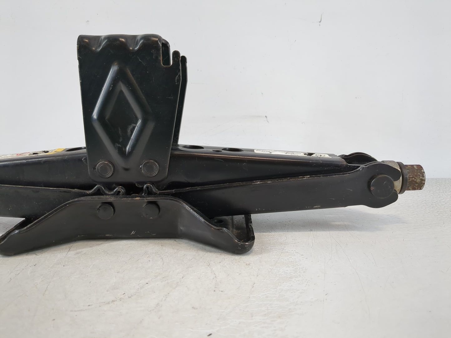 2010 Gmc Acadia Spare Scissor Car Jack - Oemusedautoparts1.com