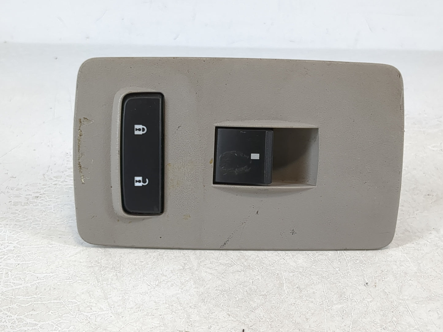 2010-2017 Gmc Acadia Master Power Window Switch Replacement Driver Side Left P/N:25936888 Fits OEM Used Auto Parts - Oemused