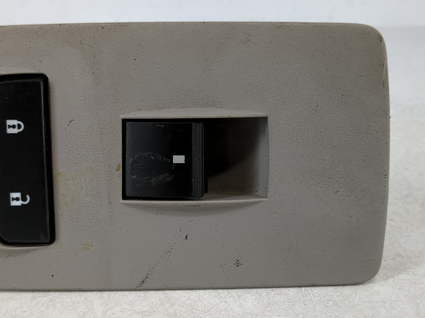 2010-2017 Gmc Acadia Master Power Window Switch Replacement Driver Side Left P/N:25936888 Fits OEM Used Auto Parts - Oemused