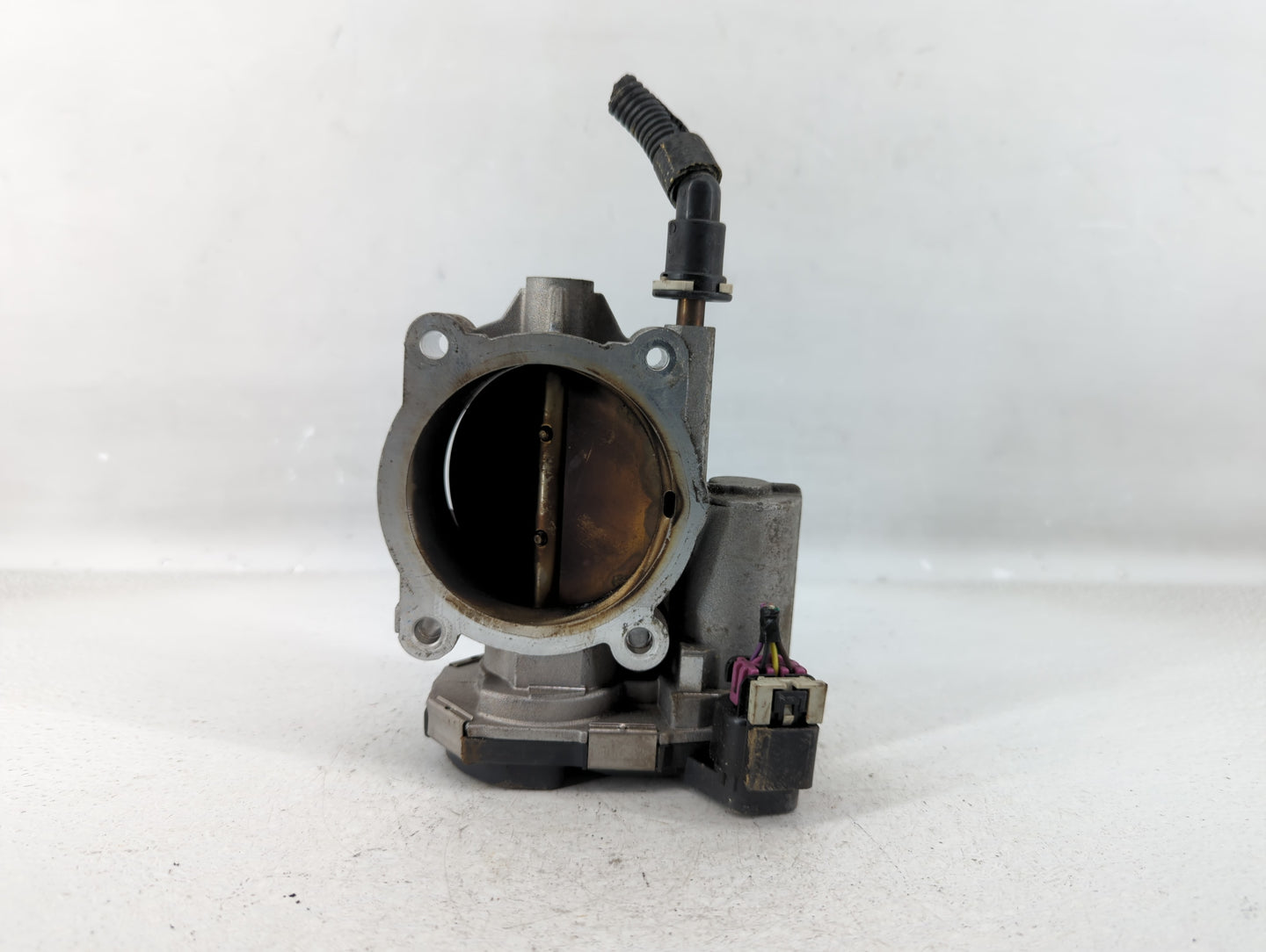 2008-2012 Gmc Canyon Throttle Body P/N:0640AA 016AA Fits Fits 2008 2009 2010 2011 2012 OEM Used Auto Parts - Oemusedautopart