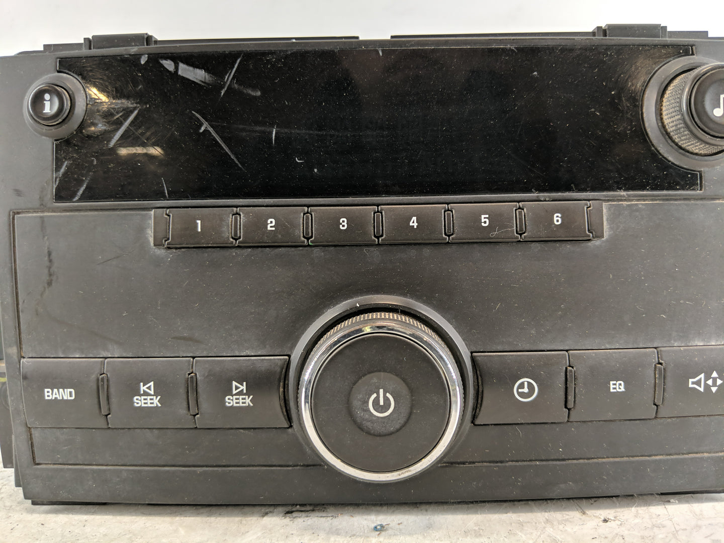 2007-2013 Gmc Sierra 1500 Radio AM FM Cd Player Receiver Replacement P/N:25942014 Fits OEM Used Auto Parts - Oemusedautopart