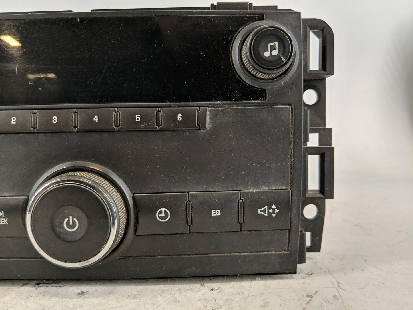 2007-2013 Gmc Sierra 1500 Radio AM FM Cd Player Receiver Replacement P/N:25942014 Fits OEM Used Auto Parts - Oemusedautopart