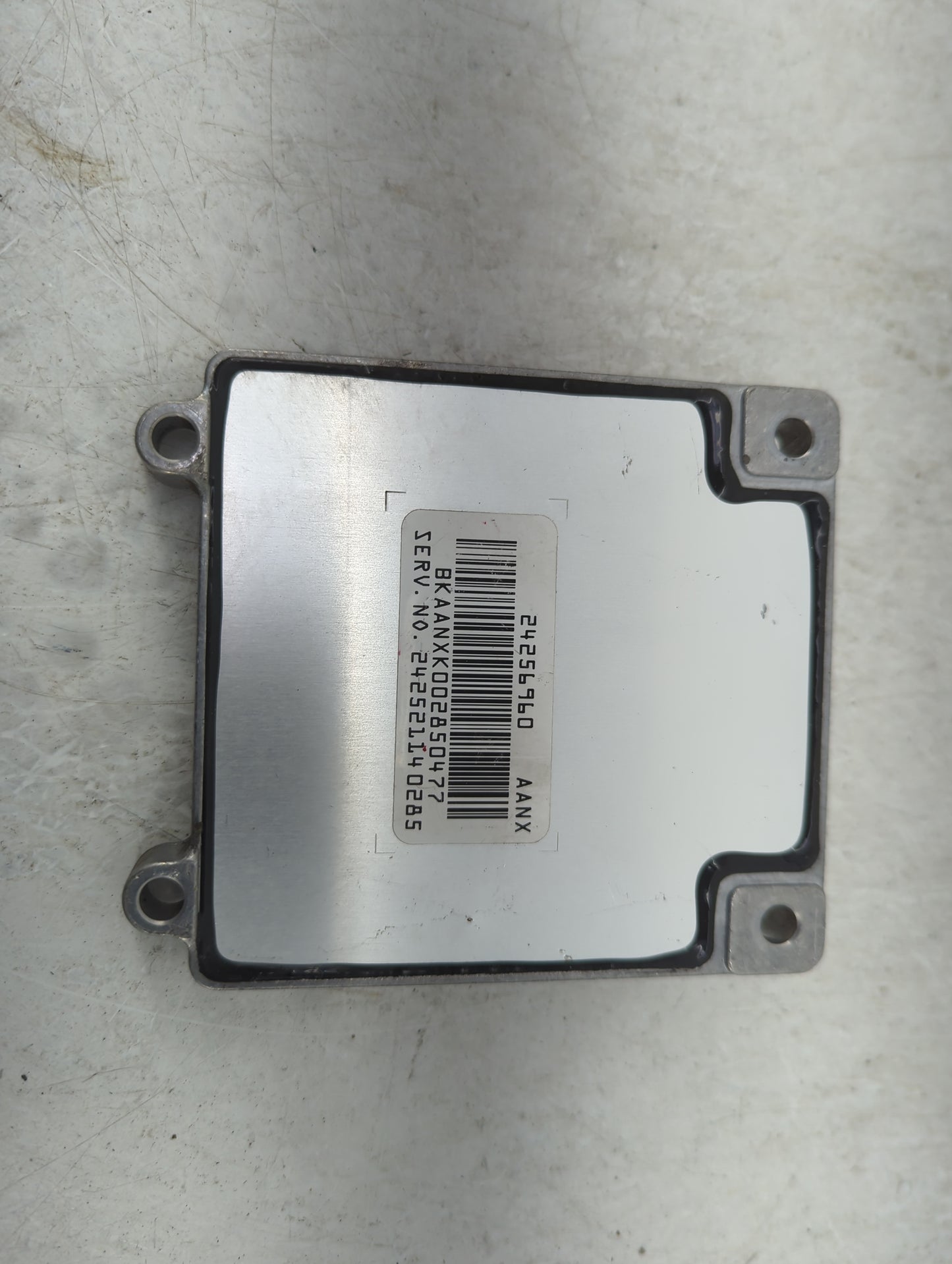2010-2013 Gmc Sierra 1500 PCM Engine Control Computer ECU ECM PCU OEM P/N:24256960 Fits OEM Used Auto Parts - Oemusedautopar