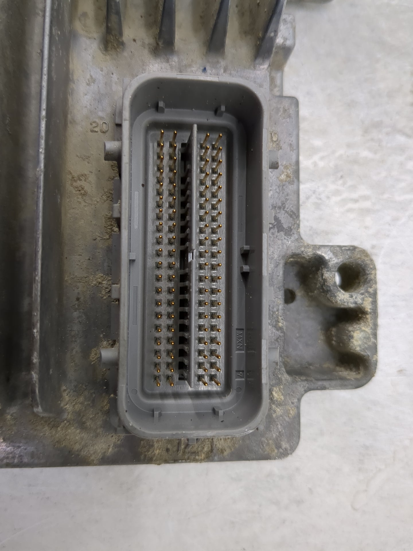 2010-2013 Gmc Sierra 1500 PCM Engine Control Computer ECU ECM PCU OEM P/N:12636004 Fits OEM Used Auto Parts - Oemusedautopar