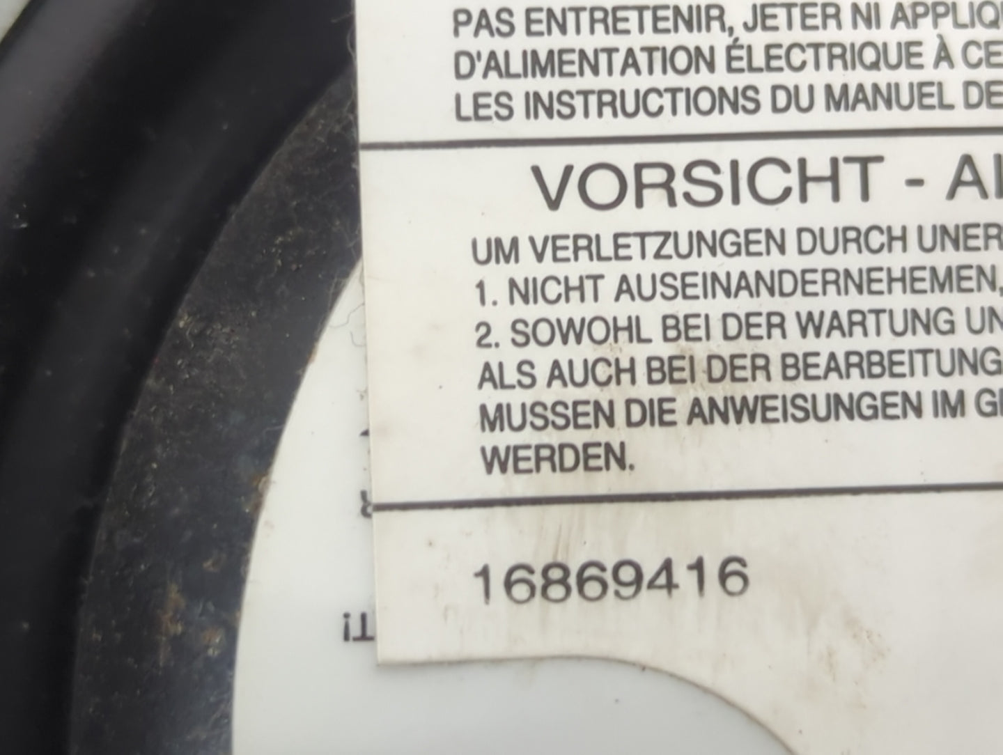 2009-2010 Gmc Sierra 1500 Air Bag Driver Left Steering Wheel Mounted P/N:16869416 AB8218Q1EZFT Fits Fits 2009 2010 OEM Used 
