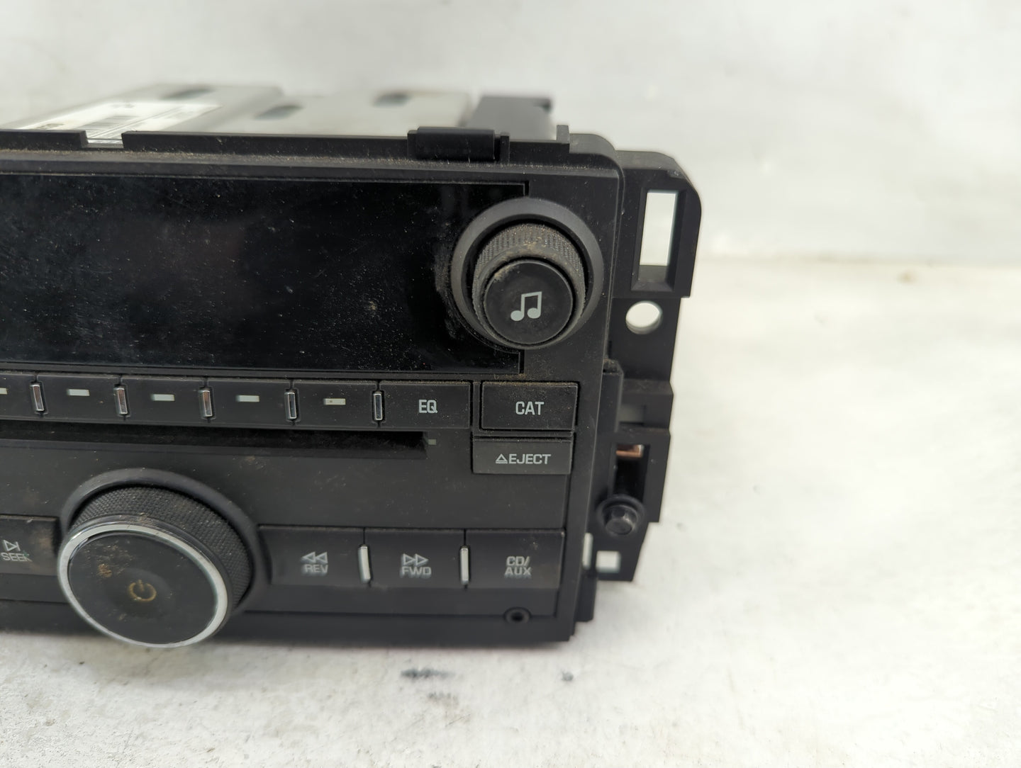 2010-2011 Gmc Sierra 1500 Radio AM FM Cd Player Receiver Replacement P/N:20918430 Fits Fits 2010 2011 OEM Used Auto Parts - 