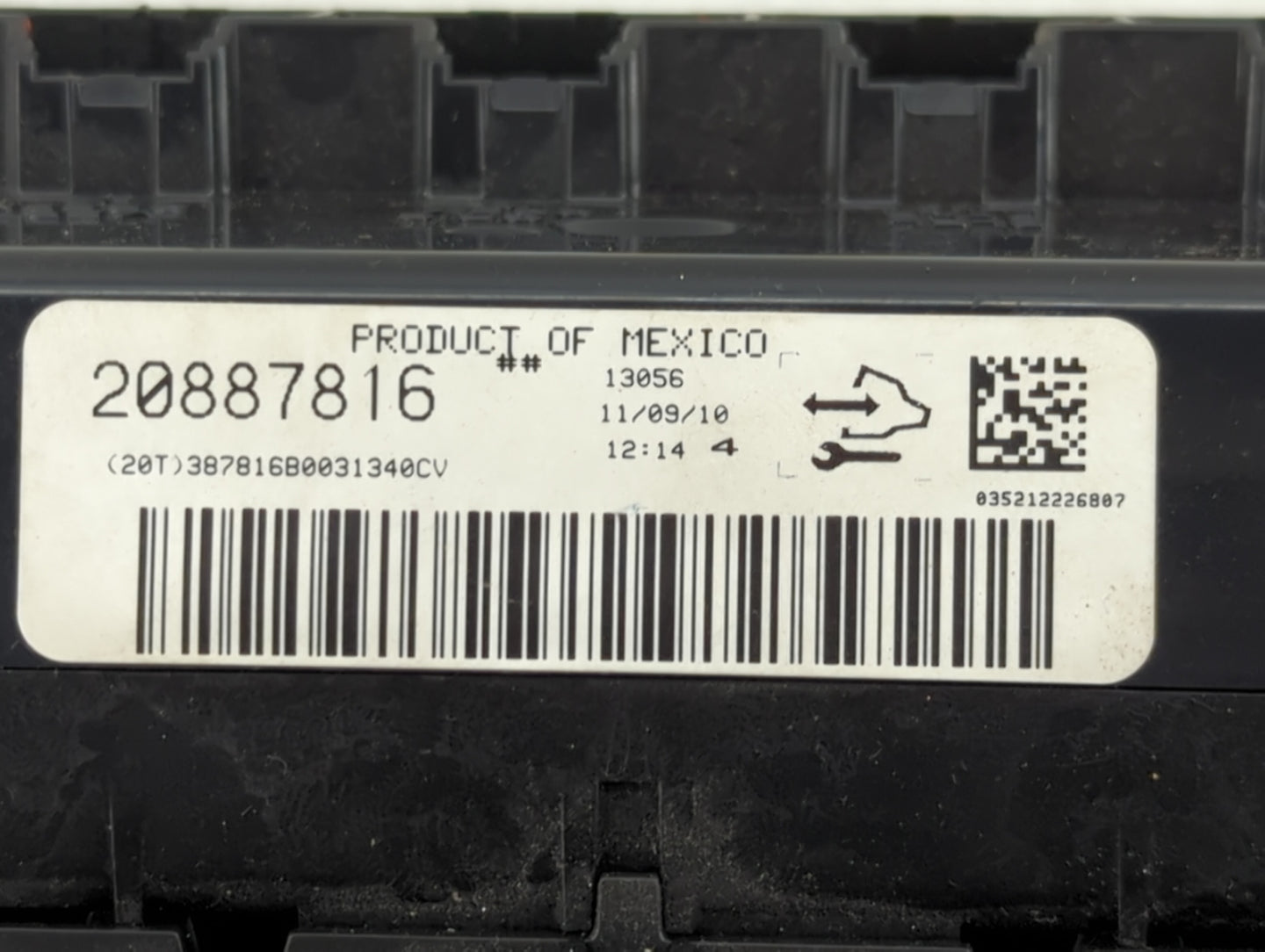 2010-2011 Gmc Sierra 1500 Climate Control Module Temperature AC/Heater Replacement P/N:20887816 Fits Fits 2010 2011 OEM Used