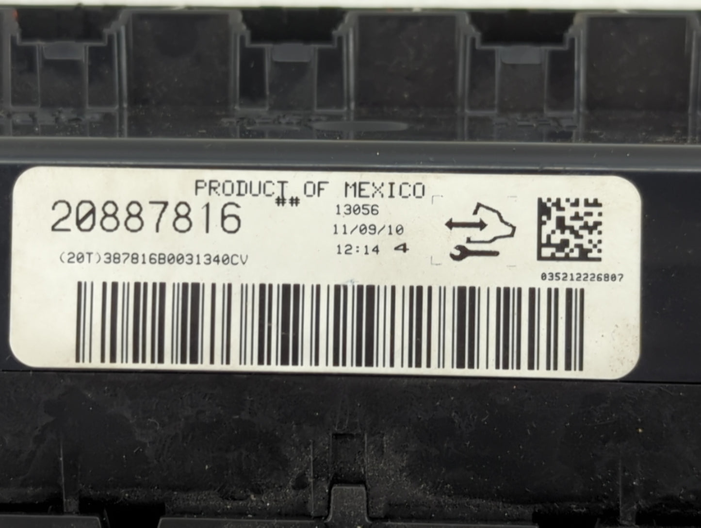 2010-2011 Gmc Sierra 1500 Climate Control Module Temperature AC/Heater Replacement P/N:20887816 Fits Fits 2010 2011 OEM Used
