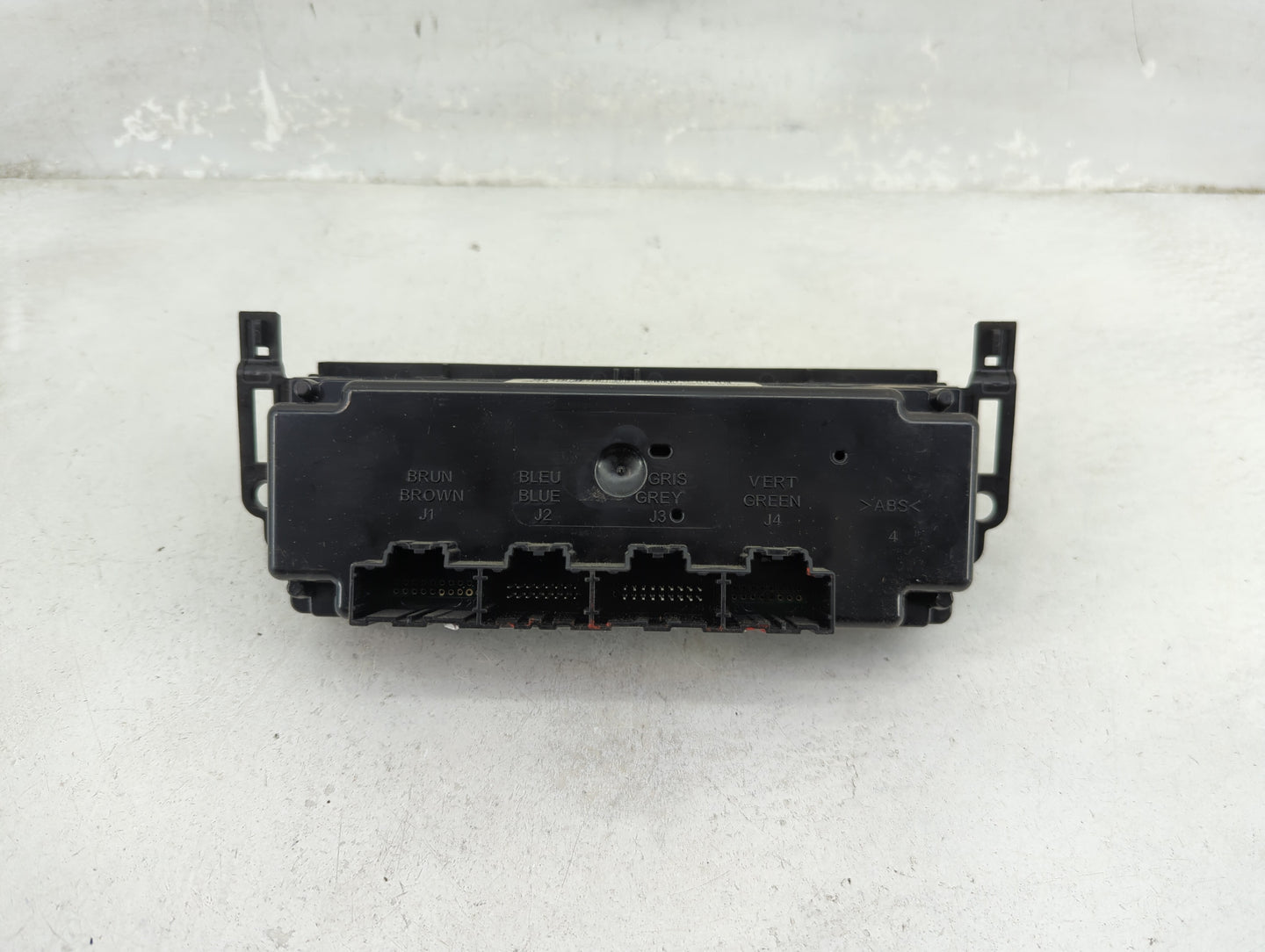 2010-2011 Gmc Sierra 1500 Climate Control Module Temperature AC/Heater Replacement P/N:20887816 Fits Fits 2010 2011 OEM Used