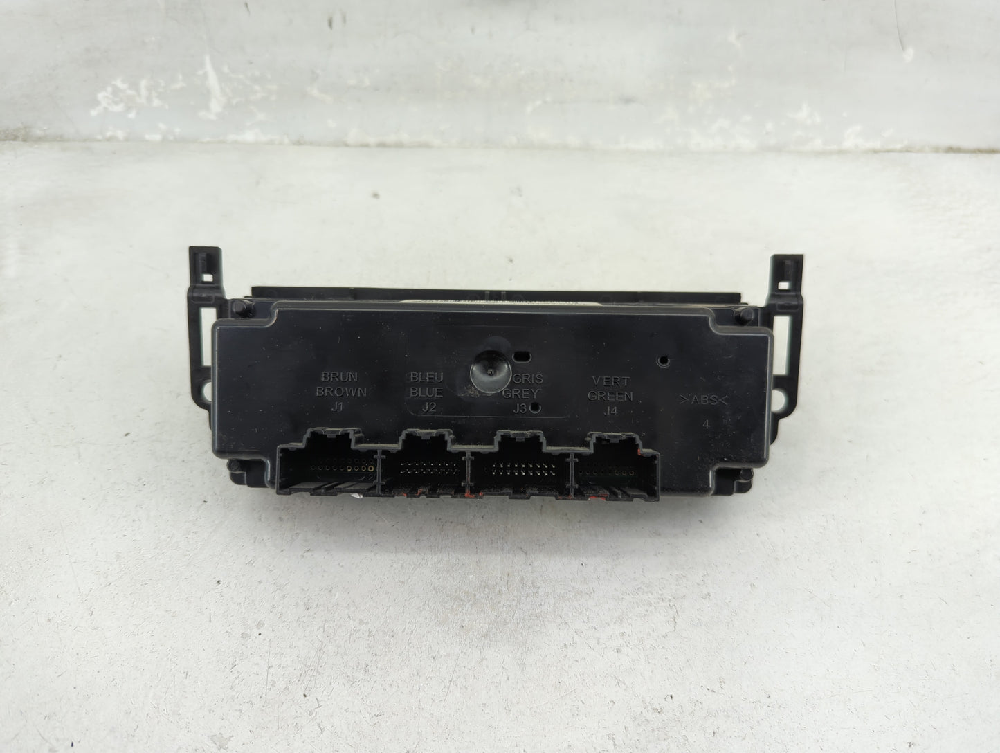 2010-2011 Gmc Sierra 1500 Climate Control Module Temperature AC/Heater Replacement P/N:20887816 Fits Fits 2010 2011 OEM Used