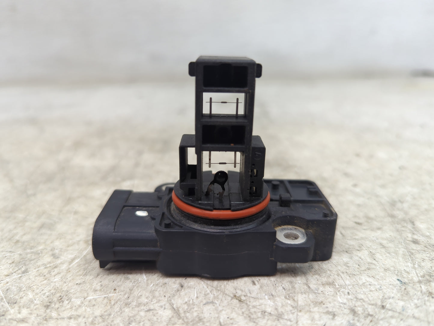 2009-2013 Gmc Sierra 1500 Mass Air Flow Meter Maf 1485712 - Oemusedautoparts1.com