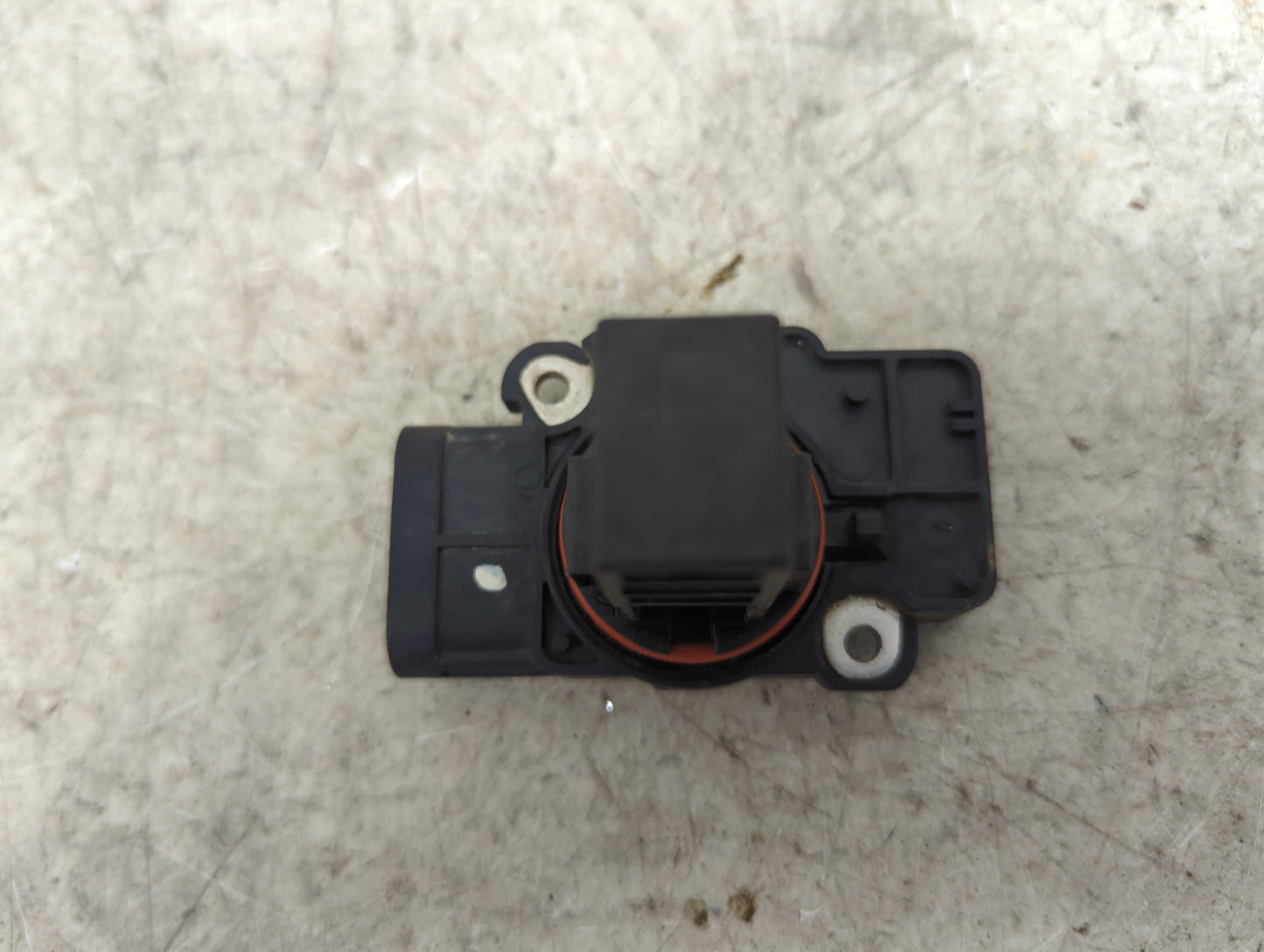 2009-2013 Gmc Sierra 1500 Mass Air Flow Meter Maf 1485712 - Oemusedautoparts1.com