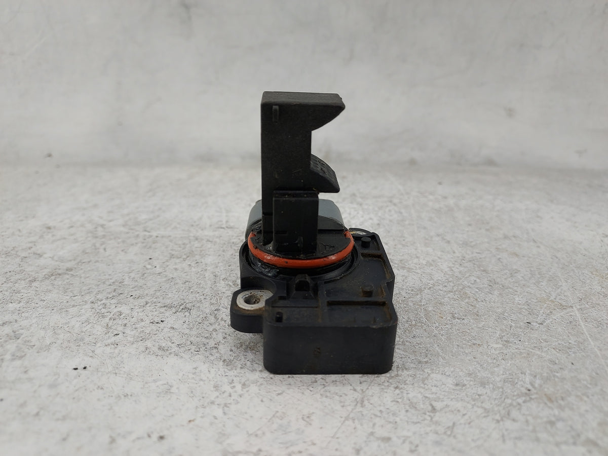2009-2013 Gmc Sierra 1500 Mass Air Flow Meter Maf 1486155 - Oemusedautoparts1.com
