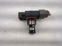 2009-2013 Gmc Sierra 1500 Mass Air Flow Meter Maf 1486338 - Oemusedautoparts1.com