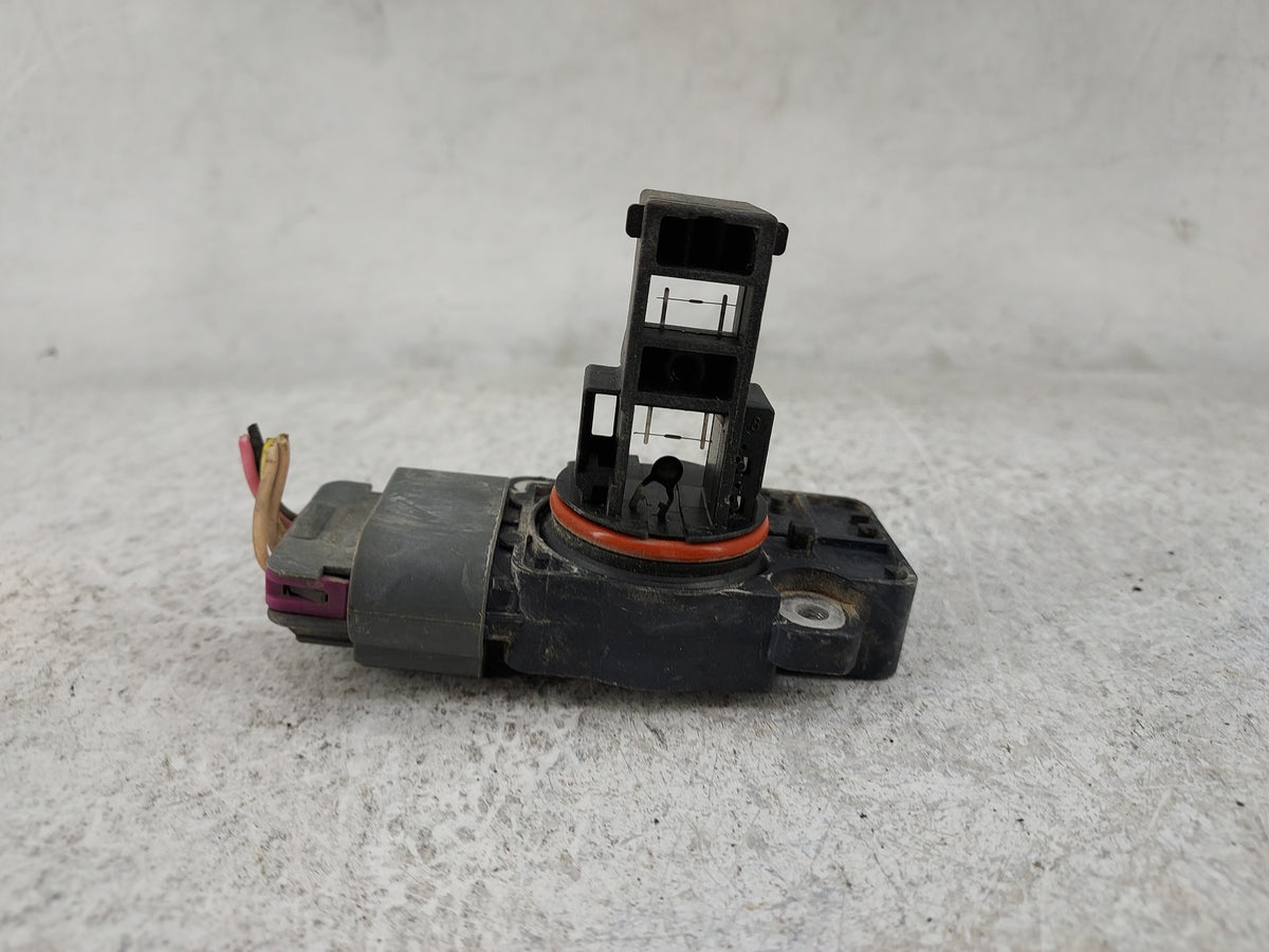 2009-2013 Gmc Sierra 1500 Mass Air Flow Meter Maf Sensor 1487670 - Oemusedautoparts1.com