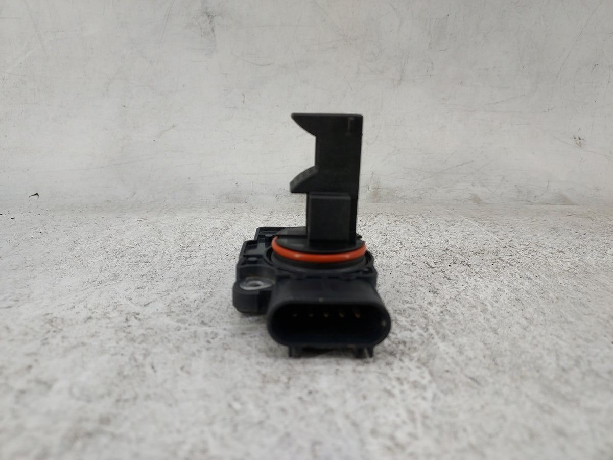 2010 Gmc Sierra 1500 Mass Air Flow Meter Maf Sensor - Oemusedautoparts1.com