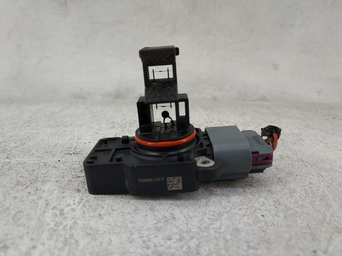 2009-2013 Gmc Sierra 1500 Mass Air Flow Meter Maf Sensor 1488034 - Oemusedautoparts1.com