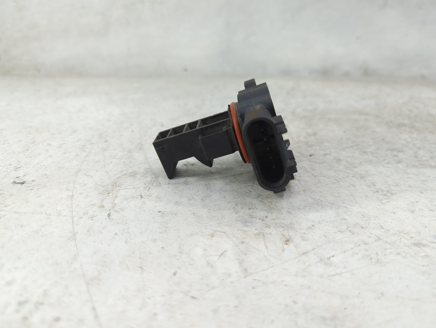 2009-2013 Gmc Sierra 1500 Mass Air Flow Meter Maf 1489987 - Oemusedautoparts1.com