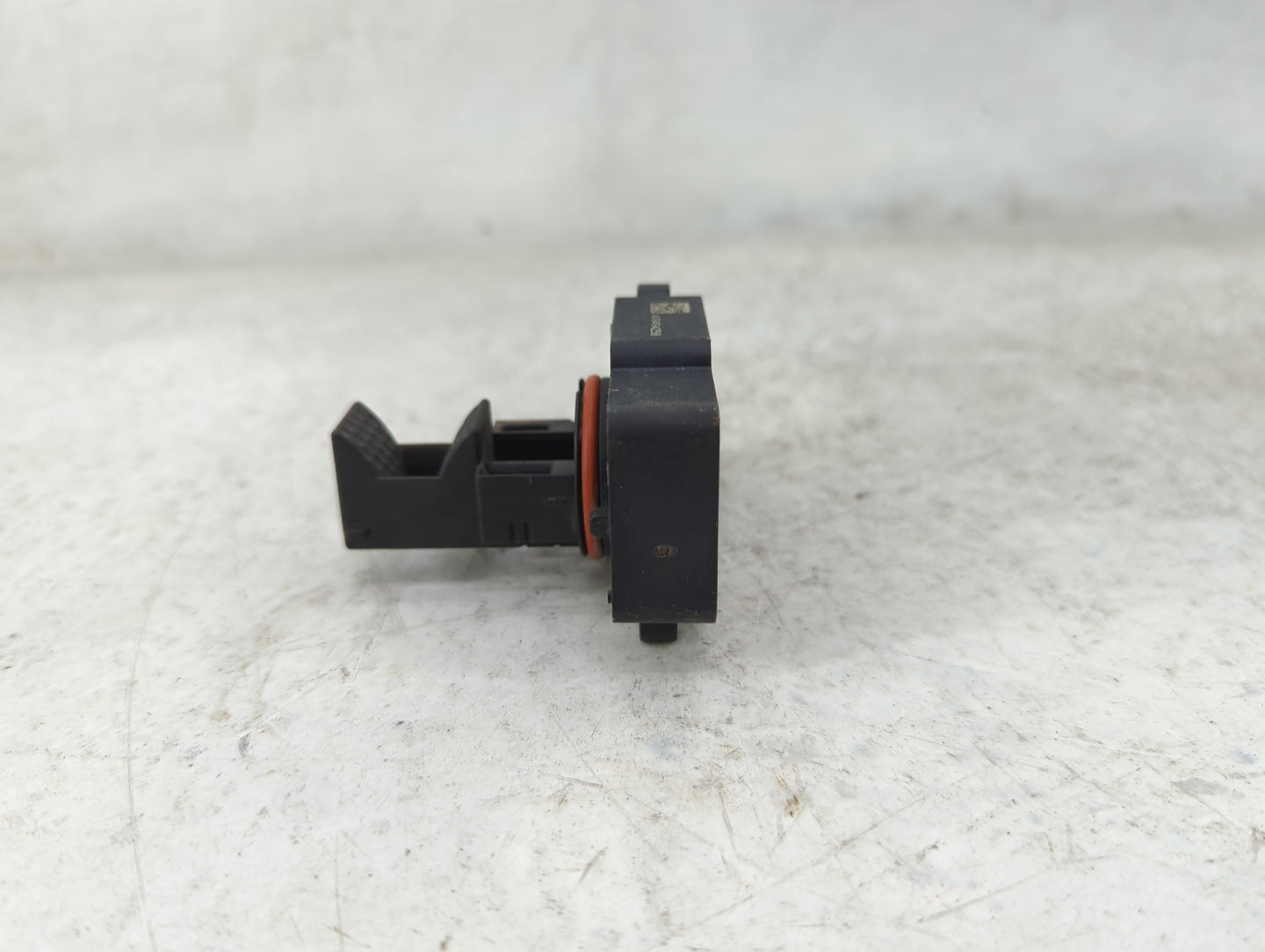 2009-2013 Gmc Sierra 1500 Mass Air Flow Meter Maf 1489987 - Oemusedautoparts1.com
