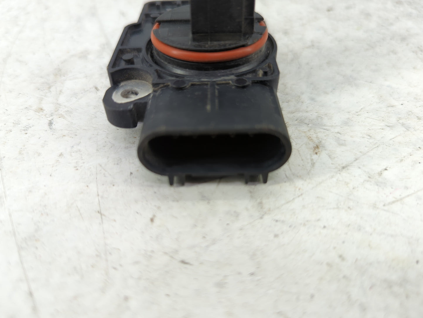 2009-2013 Gmc Sierra 1500 Mass Air Flow Meter Maf 1489987 - Oemusedautoparts1.com
