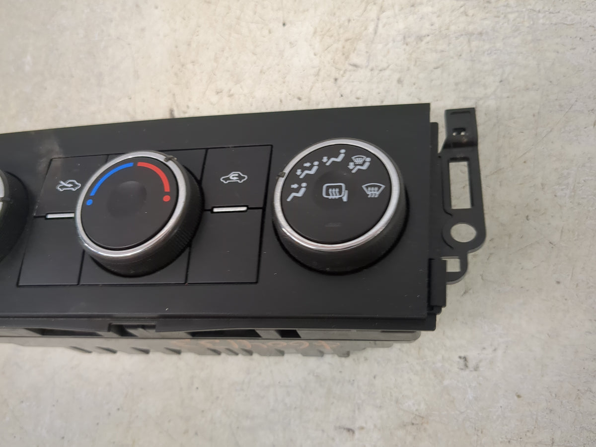 2010-2011 Gmc Sierra 1500 Climate Control Module Temperature AC/Heater Replacement P/N:20887816 Fits Fits 2010 2011 OEM Used