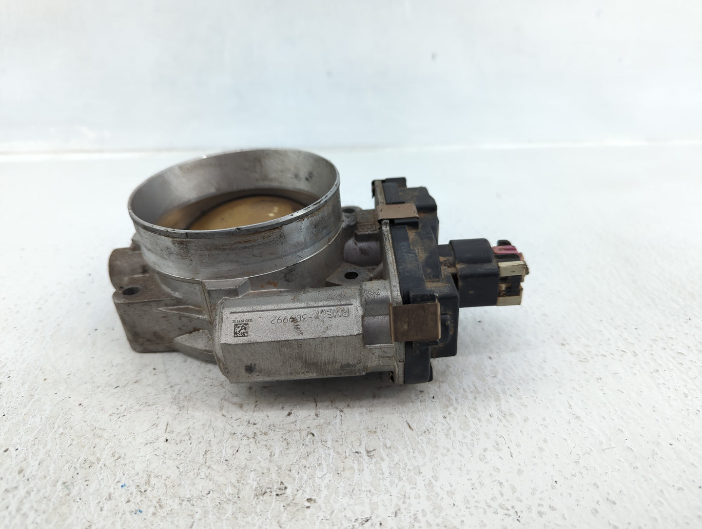 2009-2013 Gmc Sierra 1500 Throttle Body P/N:RME87-3C Fits Fits 2009 2010 2011 2012 2013 2014 2015 OEM Used Auto Parts - Oemu