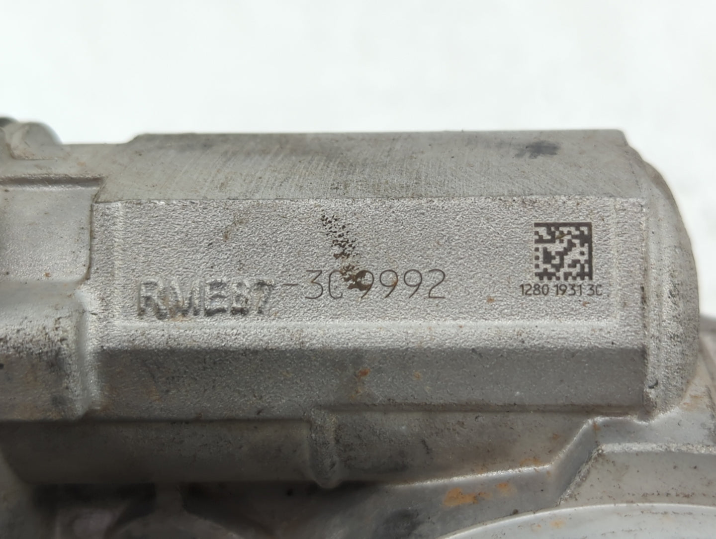 2009-2013 Gmc Sierra 1500 Throttle Body P/N:RME87-3C Fits Fits 2009 2010 2011 2012 2013 2014 2015 OEM Used Auto Parts - Oemu