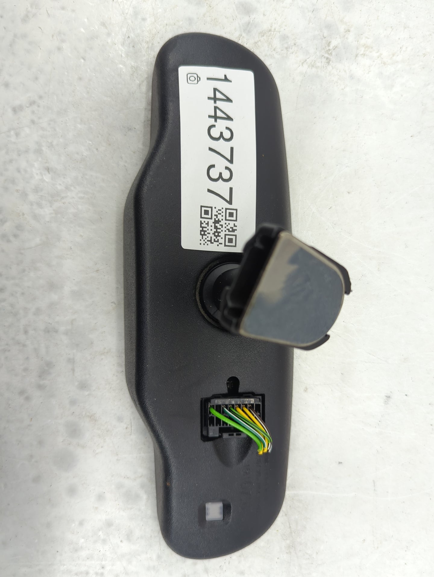 2009-2014 Gmc Sierra 2500 Interior Rear View Mirror Replacement OEM P/N:15816792 Fits OEM Used Auto Parts - Oemusedautoparts