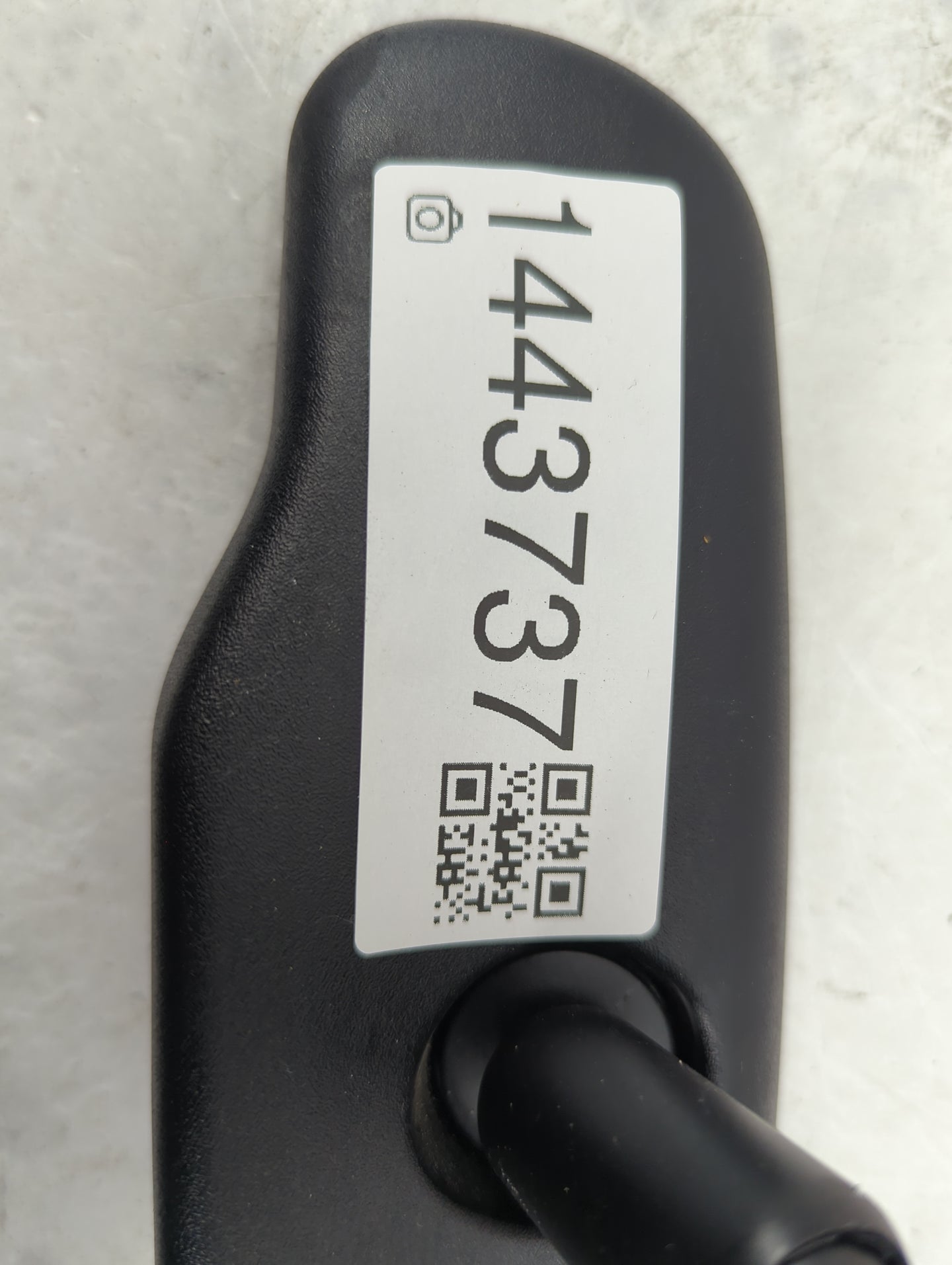 2009-2014 Gmc Sierra 2500 Interior Rear View Mirror Replacement OEM P/N:15816792 Fits OEM Used Auto Parts - Oemusedautoparts
