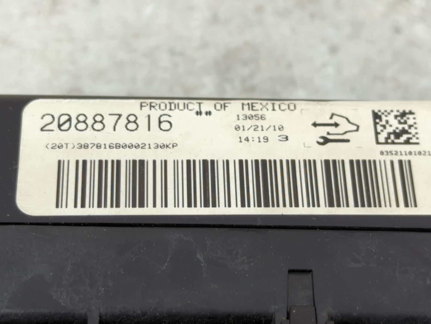 2010-2011 Gmc Sierra 2500 Climate Control Module Temperature AC/Heater Replacement P/N:20887816 Fits Fits 2010 2011 OEM Used