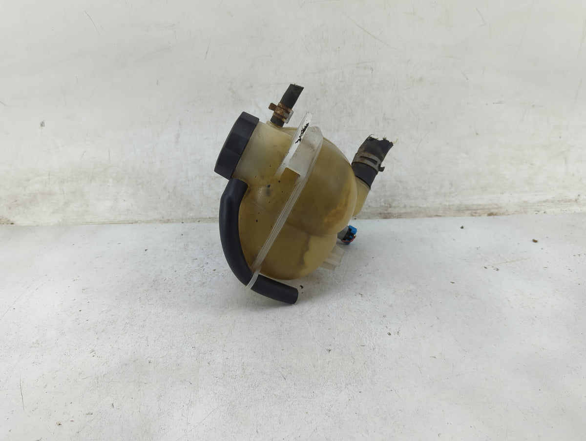 Gmc Sierra Denali Radiator Coolant Overflow Expansion Tank Bottle - Oemusedautoparts1.com