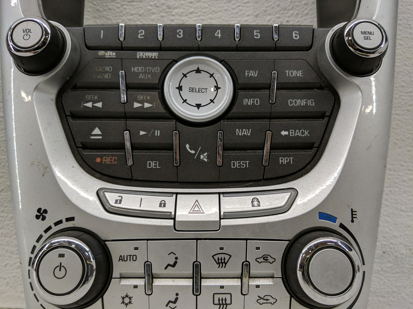 2010-2011 Gmc Terrain Radio AM FM Cd Player Receiver Replacement P/N:20878050 Fits Fits 2010 2011 OEM Used Auto Parts - Oemu