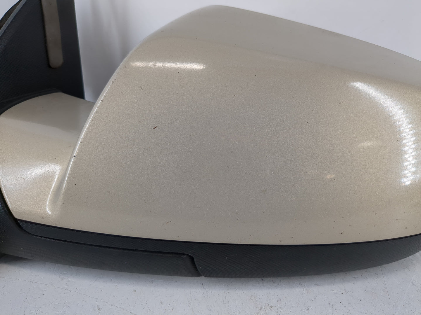 2010-2011 Gmc Terrain Driver Side View Mirror - Left Door Mirror OEM Used - Oemusedautoparts1.com