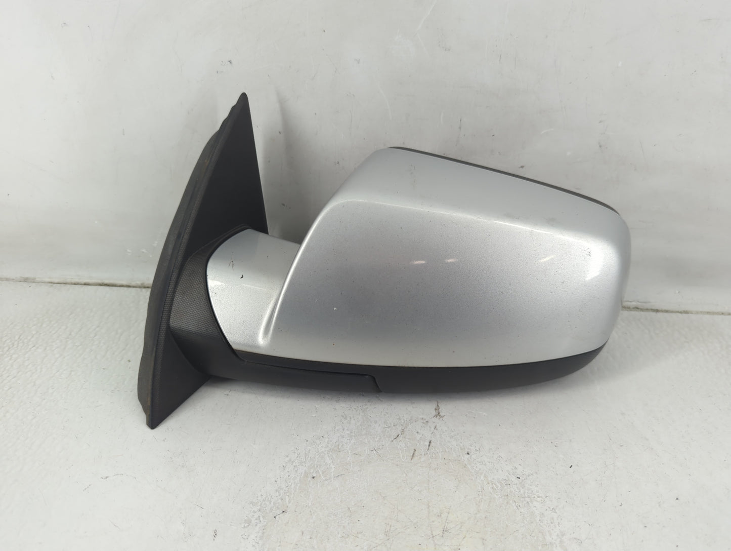 2010-2011 Gmc Terrain Driver Side View Mirror - Left Door Mirror OEM Used - Oemusedautoparts1.com
