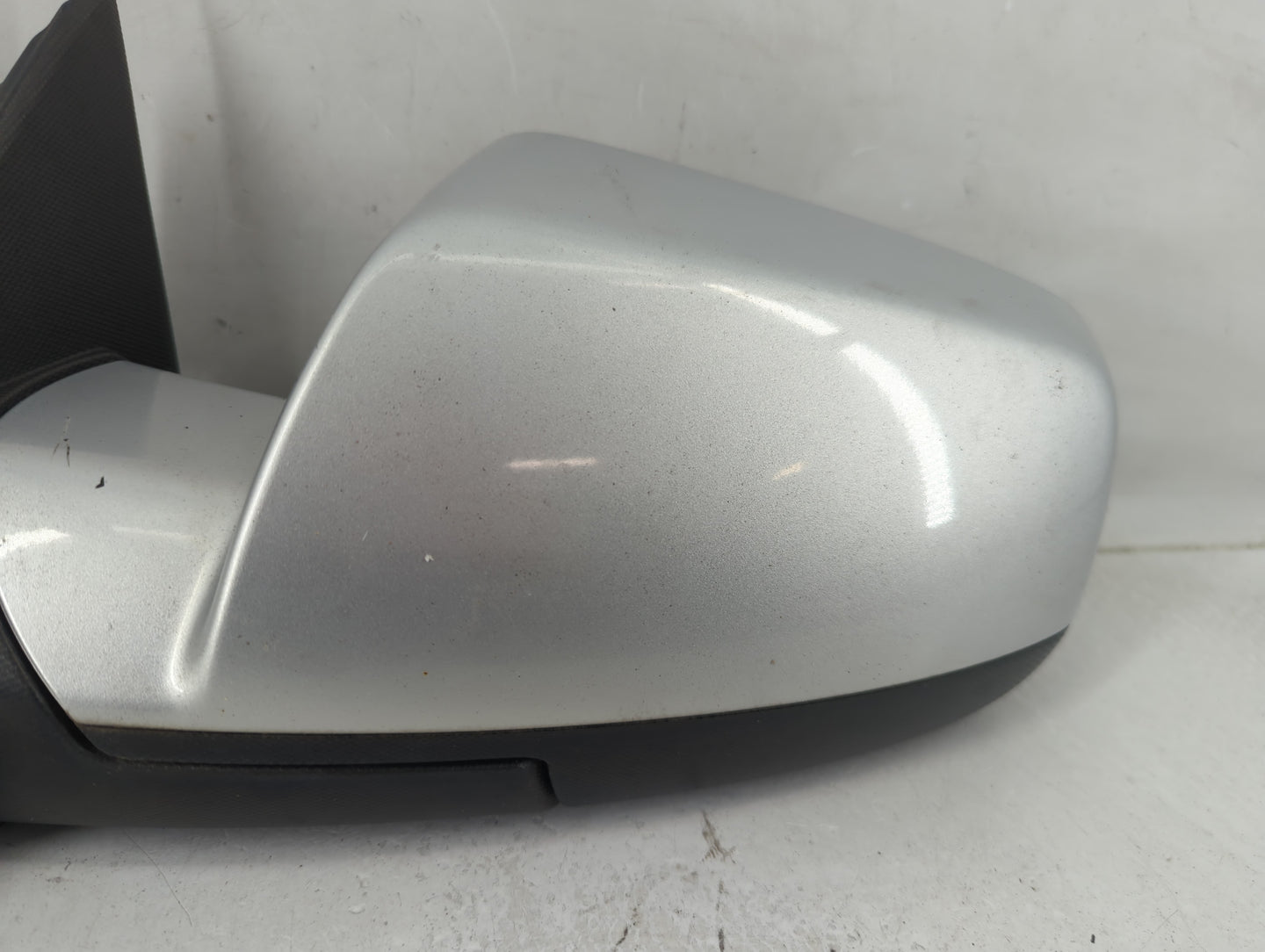 2010-2011 Gmc Terrain Driver Side View Mirror - Left Door Mirror OEM Used - Oemusedautoparts1.com