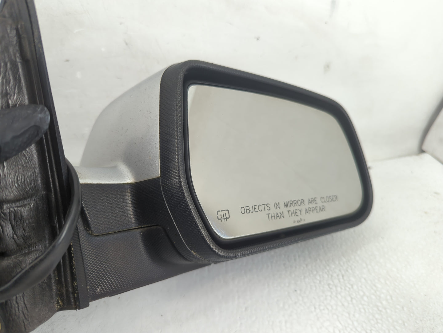 2010-2011 Gmc Terrain Passenger Side View Mirror - Right Door Mirror OEM Used - Oemusedautoparts1.com