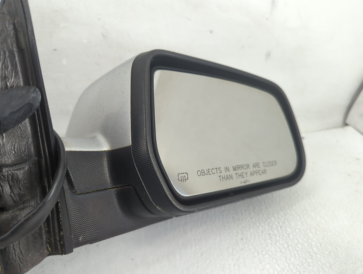 2010-2011 Gmc Terrain Passenger Side View Mirror - Right Door Mirror OEM Used - Oemusedautoparts1.com