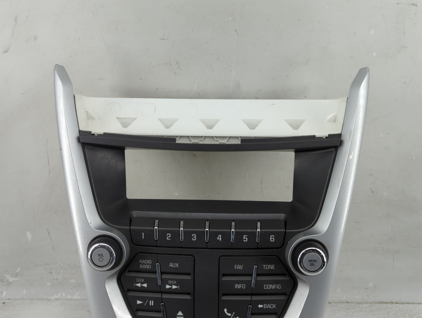 2010-2010 Gmc Terrain Radio Control Panel - Oemusedautoparts1.com