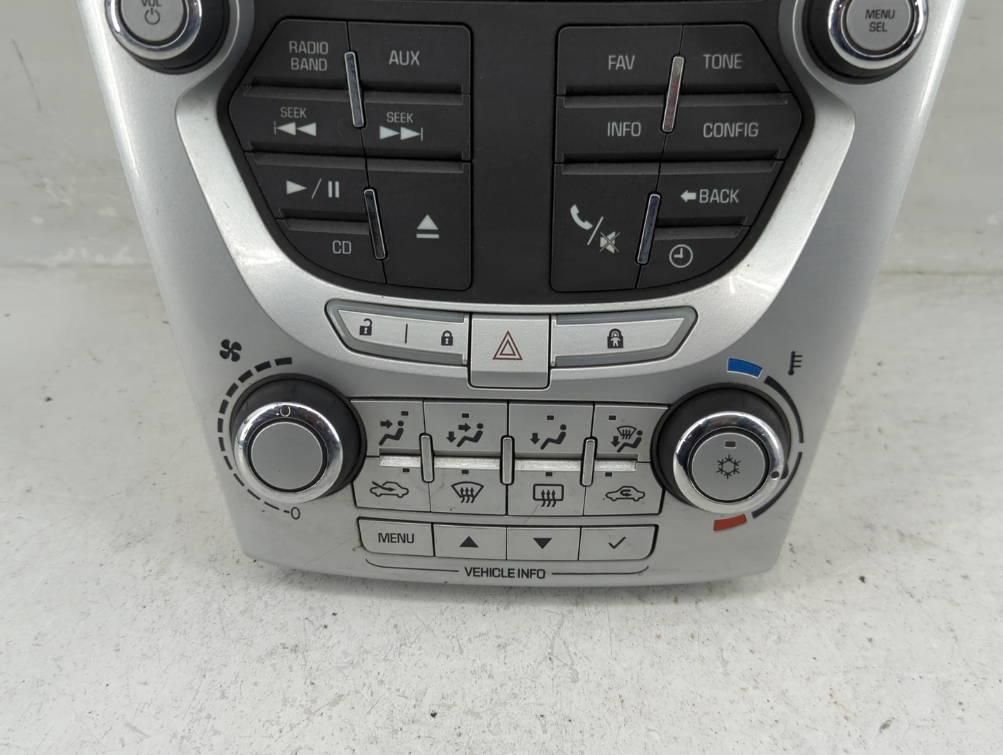 2010-2010 Gmc Terrain Radio Control Panel - Oemusedautoparts1.com