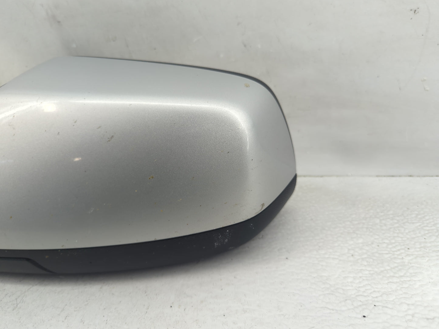2010-2011 Gmc Terrain Driver Side View Mirror - Left Door Mirror OEM Used - Oemusedautoparts1.com