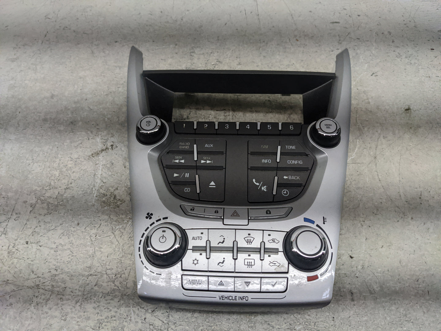 2010-2010 Gmc Terrain Radio Control Panel - Oemusedautoparts1.com