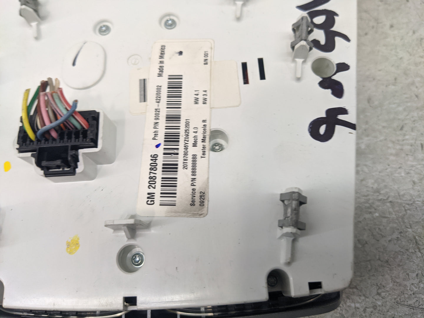 2010-2010 Gmc Terrain Radio Control Panel - Oemusedautoparts1.com