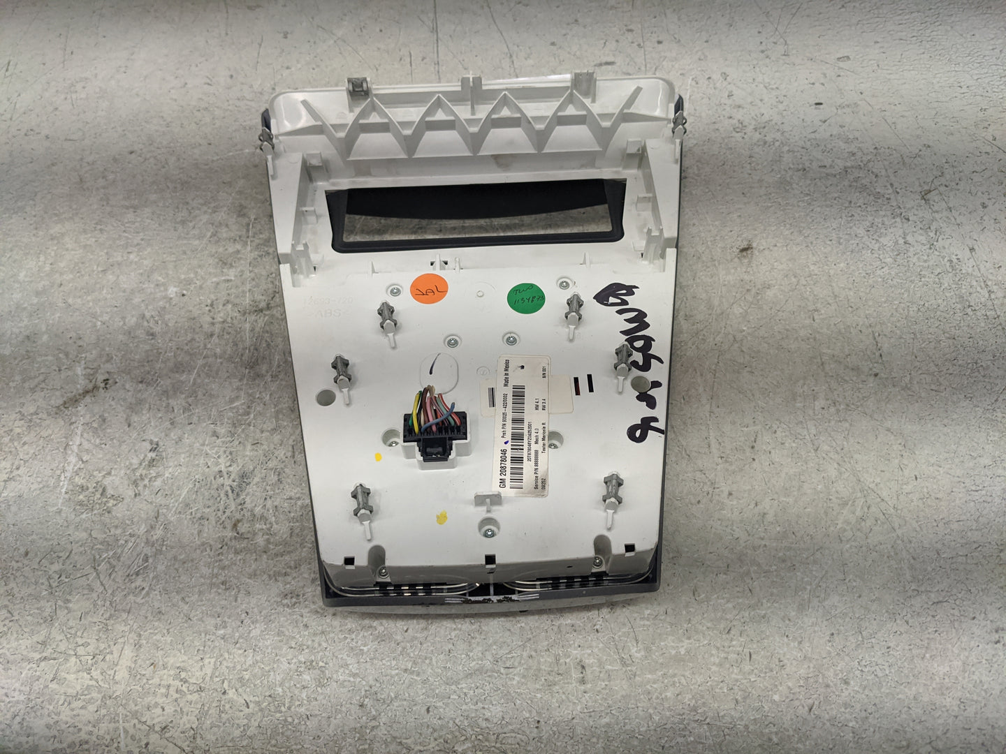 2010-2010 Gmc Terrain Radio Control Panel - Oemusedautoparts1.com
