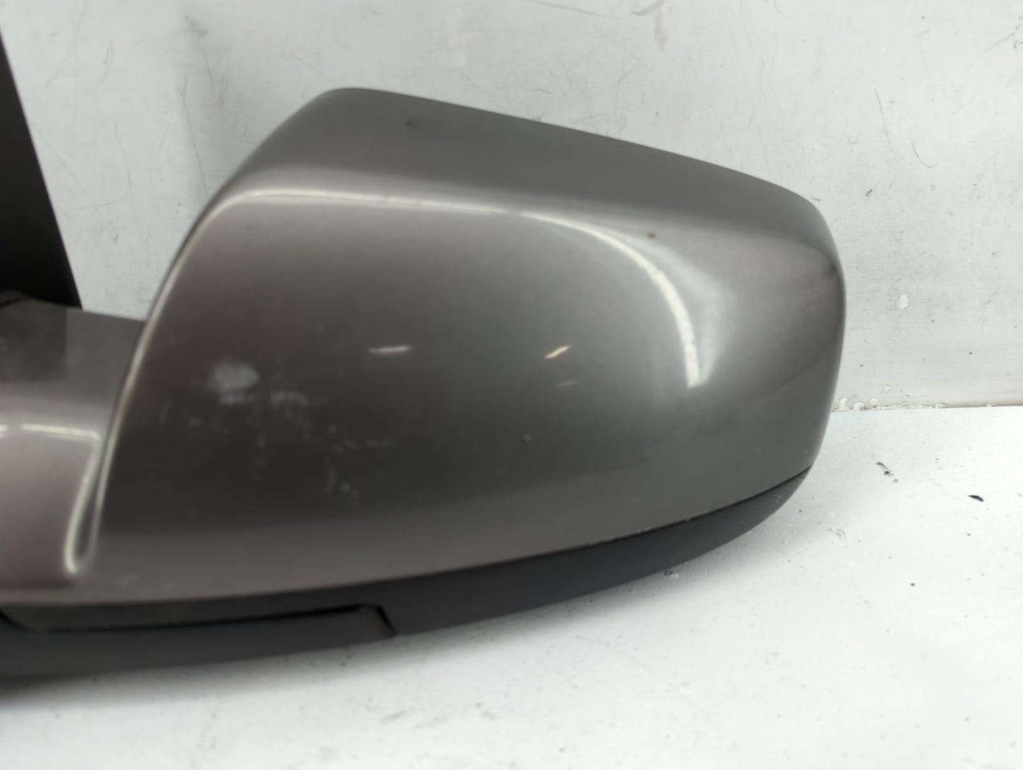 2010-2011 Gmc Terrain Driver Side View Mirror - Left Door Mirror OEM Used - Oemusedautoparts1.com