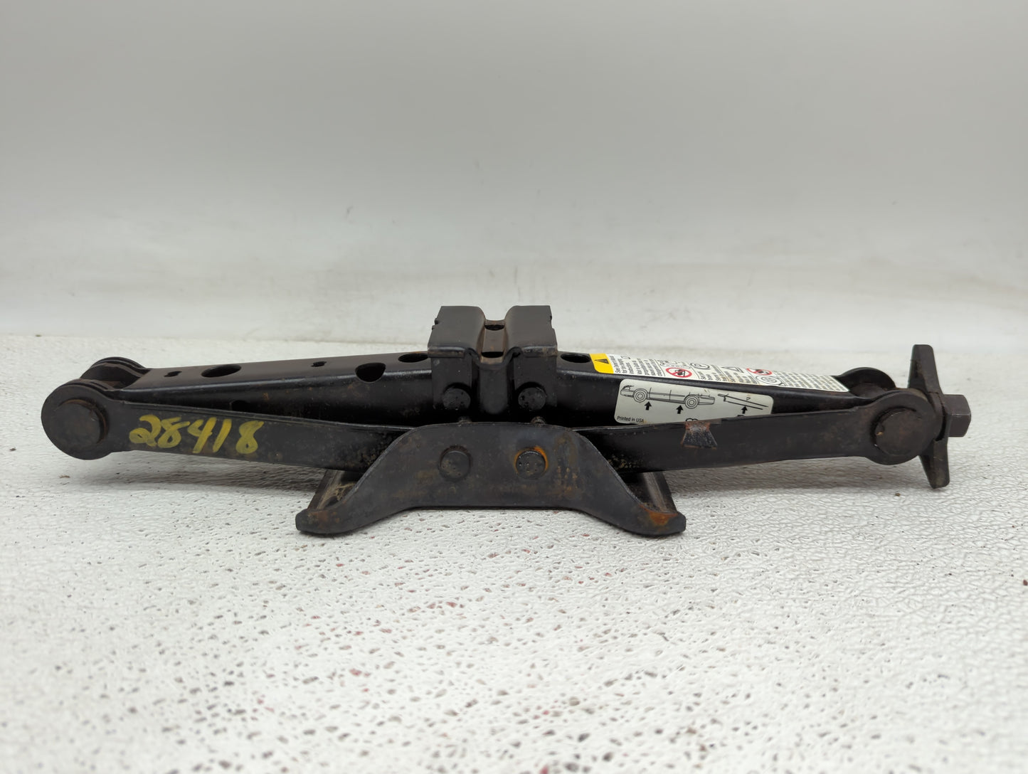 2010 Gmc Terrain Spare Scissor Car Jack - Oemusedautoparts1.com