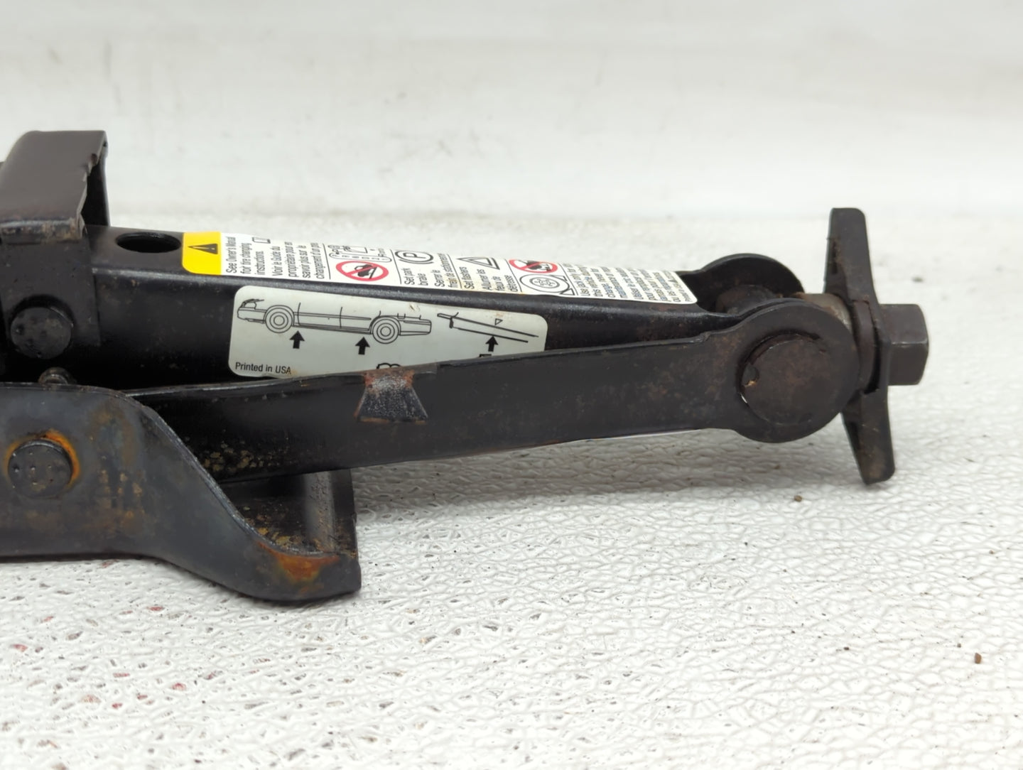 2010 Gmc Terrain Spare Scissor Car Jack - Oemusedautoparts1.com