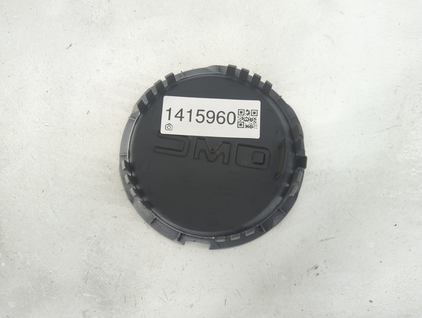 2010 Gmc Terrain Center Cap Oem 1415960 - Oemusedautoparts1.com