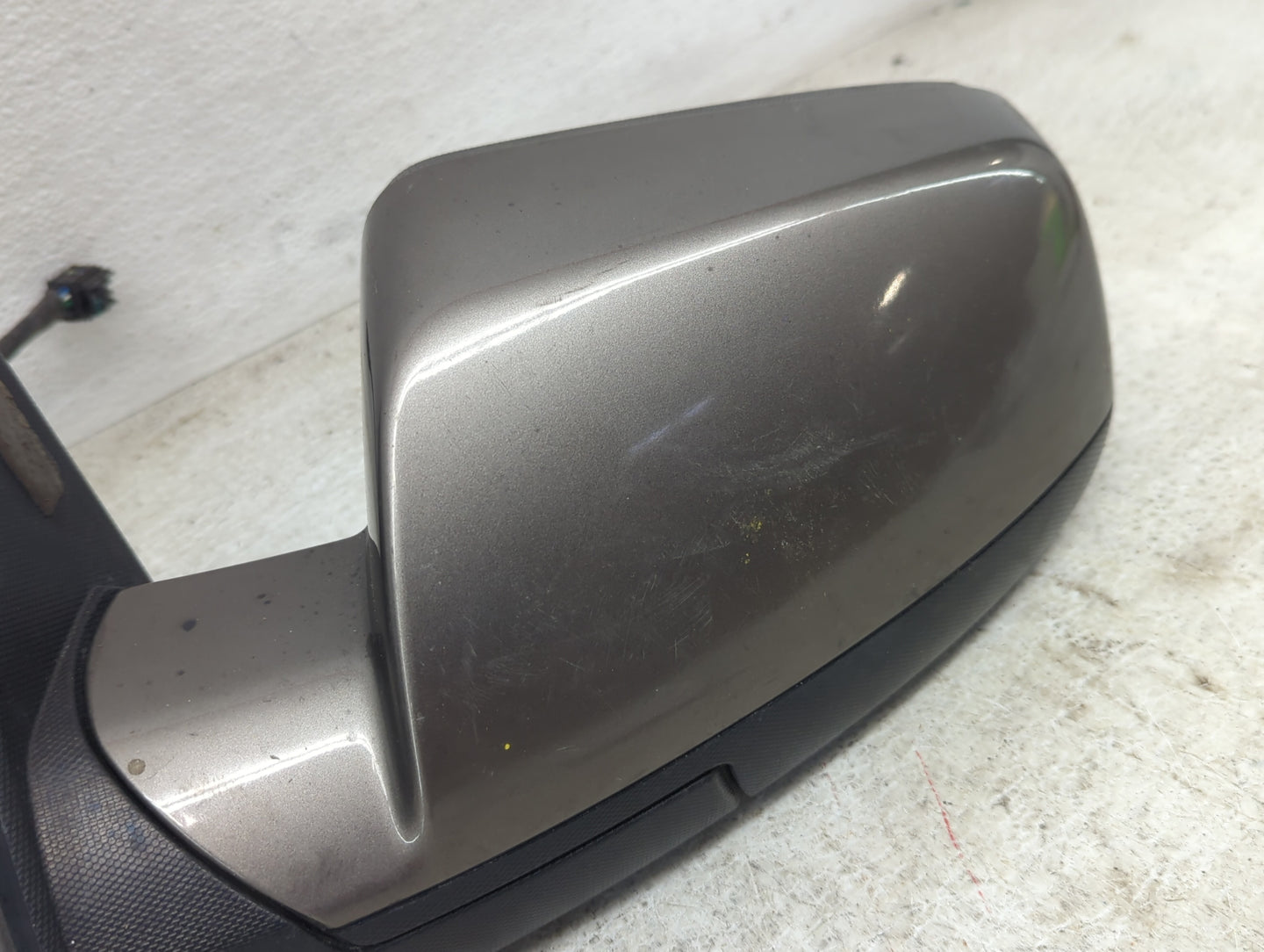 2010-2011 Gmc Terrain Driver Side View Mirror - Left Door Mirror OEM Used - Oemusedautoparts1.com