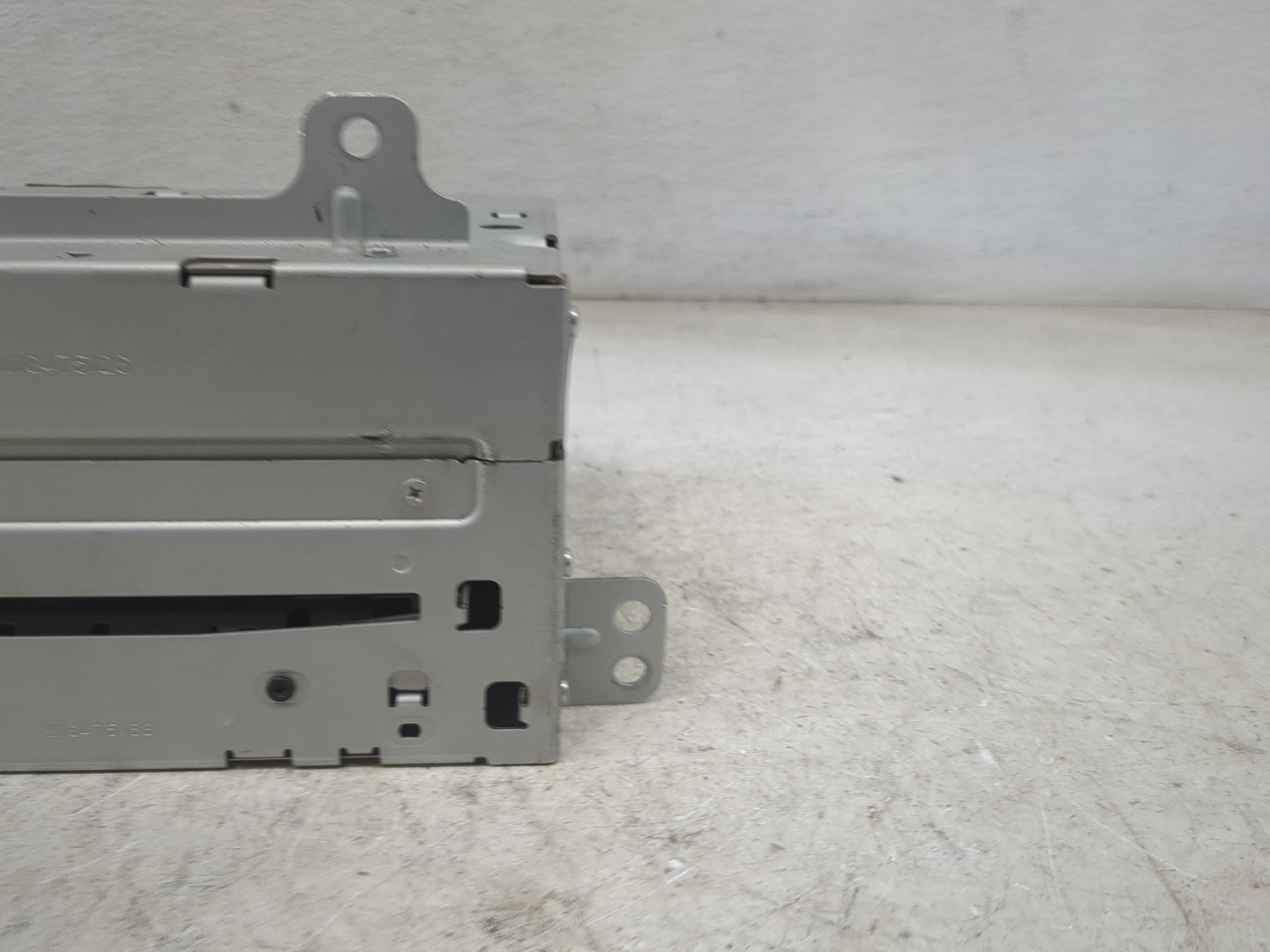 2010 Gmc Terrain Radio AM FM Cd Player Receiver Replacement P/N:20854719 Fits OEM Used Auto Parts - Oemusedautoparts1.com